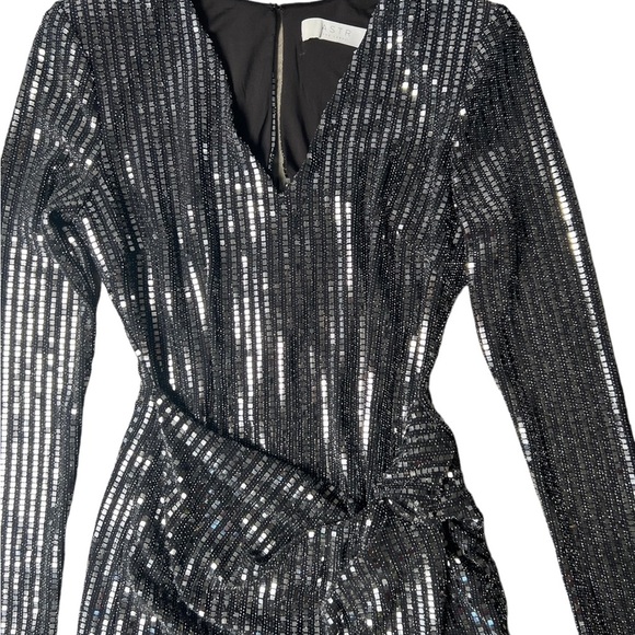 ASTR THE LABEL PARIS METALLIC Silver LONG SLEEVE MINI DRESS SIZE SMALL - Picture 11 of 15